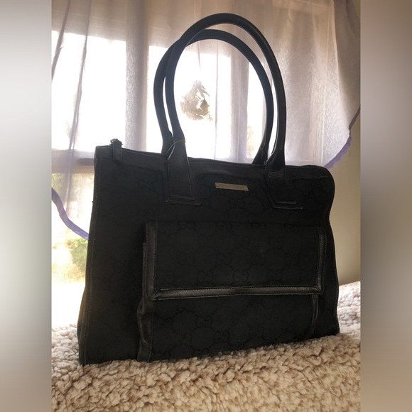 Gucci Handbags - GUCCI !  Pre-Loved Classy Black on Black Gucci Shoulder hand bag tote